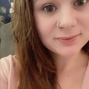 Meet your Posher, Briana